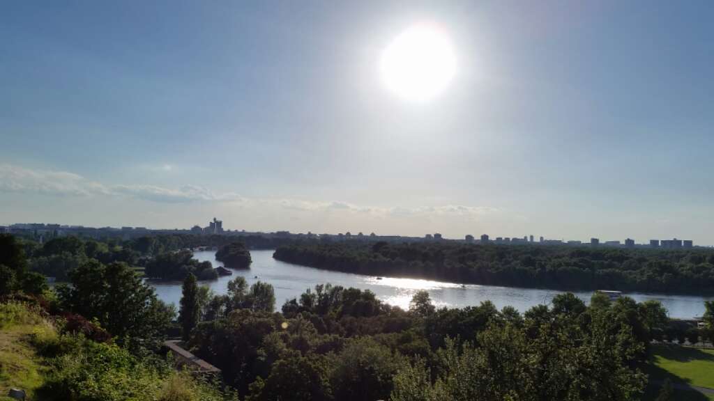 Cu nodul portabil pana la Belgrad