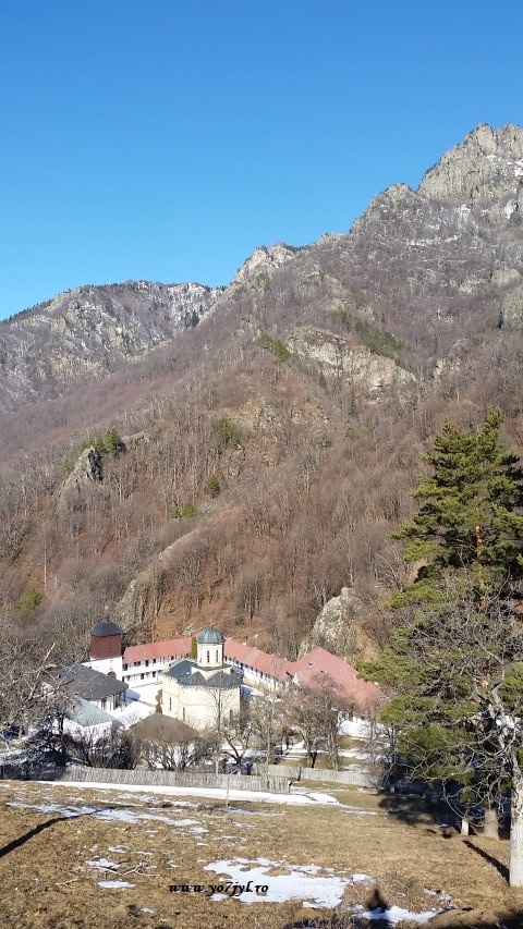 Zbor deasupra Muntelui Cozia
