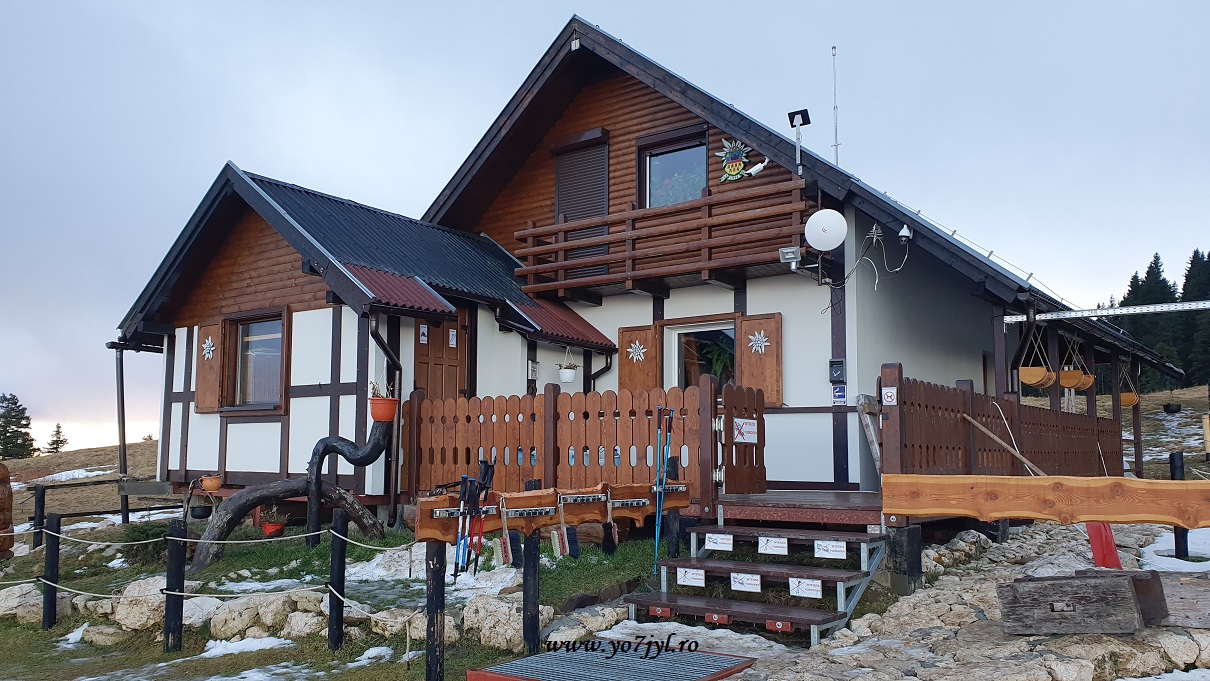 În prag de Crăciun la Cabana Piatra Mare