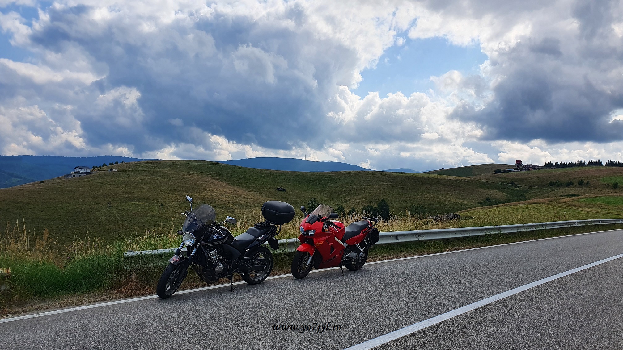 Vacanță de vară prin România - Cu motoarele în zona Sibiului