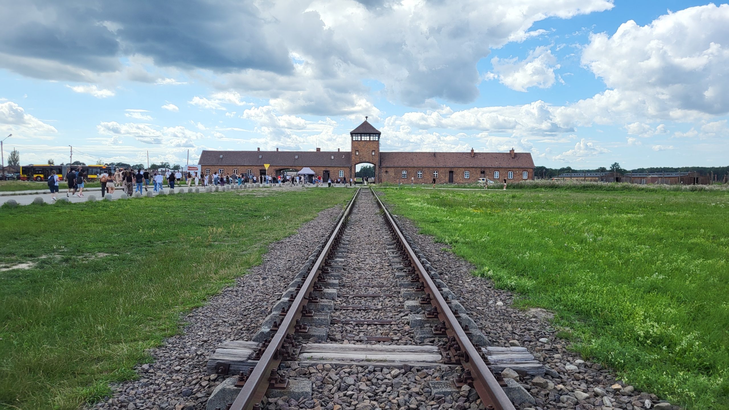 O zi la Auschwitz